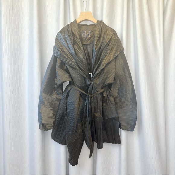 ADD Milano Women's Olive Green Pleated Lightweight Jacket - Picture 2 of 12